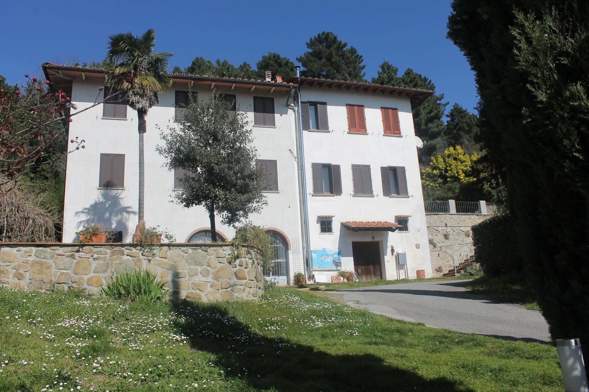 Podere"Sulle Soglie Del Bosco" Appartament And Rooms Pescia Exterior photo